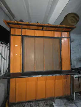 Booth kontainer