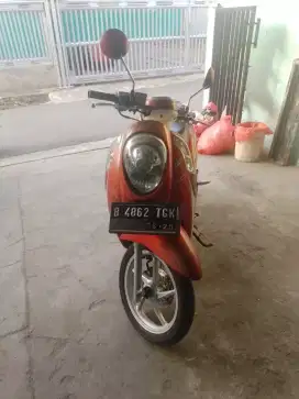 honda scoopy 2015 b dki
