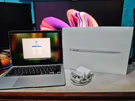 Macbook Air M1 13 8/256 GB 2020