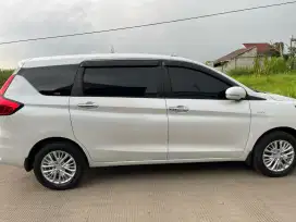 Bengkel kaca film mobil dan gedung bisa dipanggil