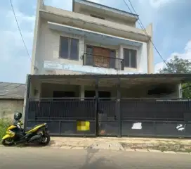 Dijual Rumah Dibawah Pasaran 2Lantai Serpong Utara Tangerang Selatan