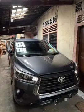 Innova Reborn V Diesel Matic