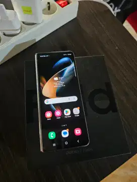 JUAL MURAH Samsung Z Fold 4 256Gb Resmi SEIN (-wifi saja tidak bisa)