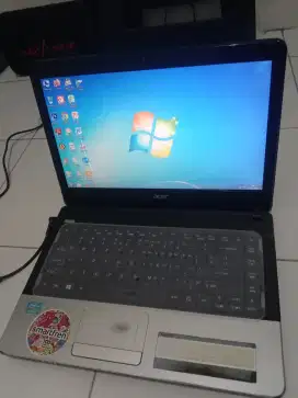 Lap top acer, core i3,mulus no minus buat kerja bikin tugas lancar