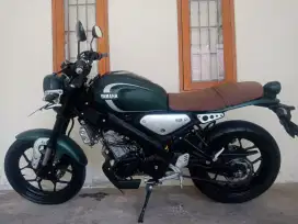 LOW KM! NEW YAMAHA XSR 155 MATTE GREEN PAJAK PANJANG FULL ORI JAMINAN!