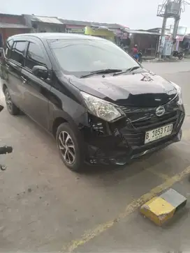 Dijual mobil Daihatsu sigra tahun 2019
