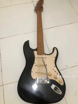 Gitar + Ampli joyo15w