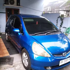 Dijual mobil honda jazz