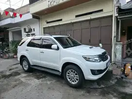 Toyota Fortuner G VNT Turbo Diesel 2.5 Matic AT Tahun 2013 Putih 2014