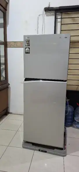 Kulkas Panasonic 2 pintu