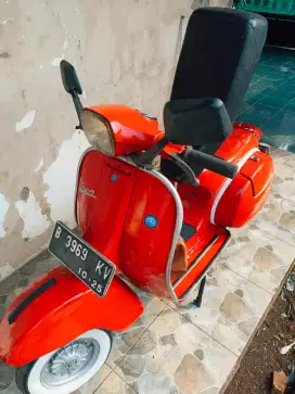 Vespa PS bences plat aktif