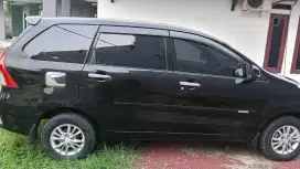 XENIA R DELUXE 2014 MT