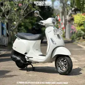 PIAGGIO VESPA LX 125 IGET LED TH 2024 PERFECT CONDITION LIKE NEW