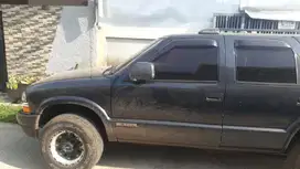 Opel Blazer 2001 Bensin