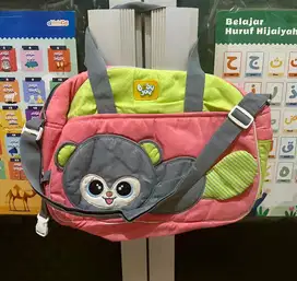 Tas Perlengkapan Bayi Slempang Besar