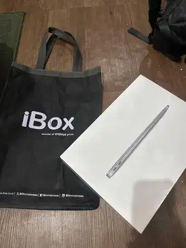 Macbook M1 masih segel