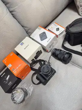Camera sony zv-e10 free 2 lens