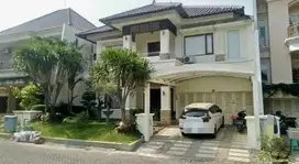 Pakuwon city jual rumah mewah bagus cluster terdepan laguna regency