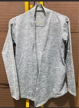 Cardigan abu abu