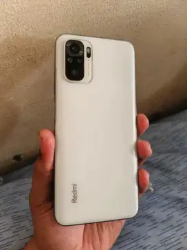 Dijual Redmi Note 10 4G 4/64 warna putih mulus