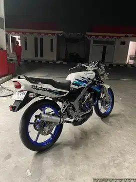 Kawasaki Ninja r 2011
