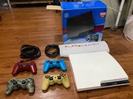 PS3 500GB Slim putih (bukan krem) jailbreak jarang dipakai