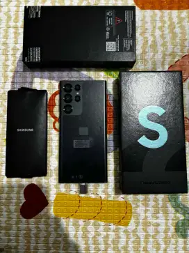 Samsung S22 Ultra 12/512 GB Sein