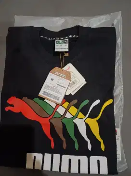 Baju Kaos Pum Hitam