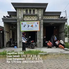 Rumah besar bangunan baru