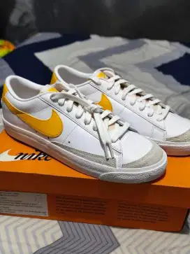 Dijual Nike Low blazzer 77 VNTG size 44