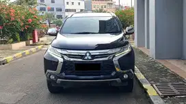 Mitsubishi Pajero 2.4 Dakar Ultimate 4x2 AT Hitam NIK 2018 Like New