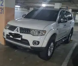 Mitsubishi Pajero Sport Manual (2012)