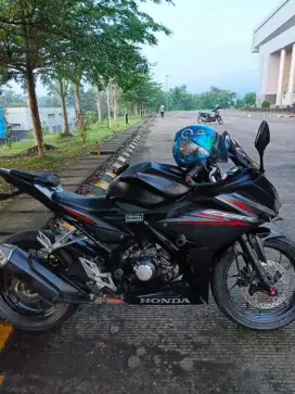 Sepeda motor solo