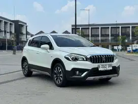Suzuki SX4 S-Cross AT 2019 Putih Istimewa SCross