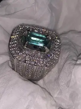 natural emerald zamrud crystal mewah/ memo GRI