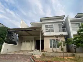 Rumah Modern WATERFRONT