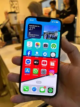 Iphone 13 128gb garansi resmi Indonesia