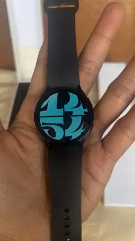 Samsung Galaxy Watch 40mm Pemakaian Pribadi 2 Bulan Second Like New