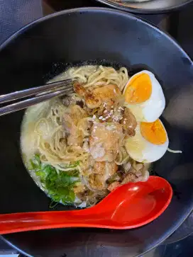Mencari Pekerjaan Tetap Sebagai Chef/Head Chef.
