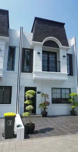 Rumah Ready unit akses jalan lebar lokasi 15 menit ke LRT Cibubur