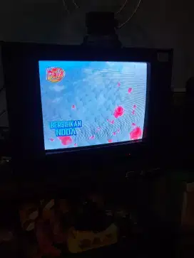 TV tabung AQYAUMA + setbook di dalem TV NYA