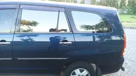 Toyota Kijang Innova 2004 Bensin