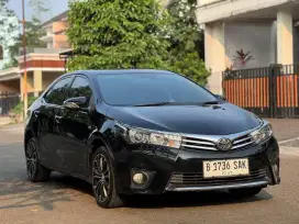 Corolla Altis 1.8 V AT 2014 Hitam Metalik