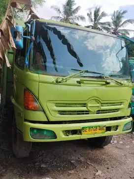 Hino Dutro 2005 Diesel