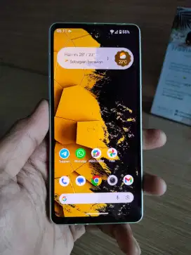 Sharp Aquos sense8
