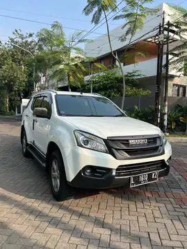 ——  * Dijual Isuzu Mu-X 4x2 AT 2015 *  ——