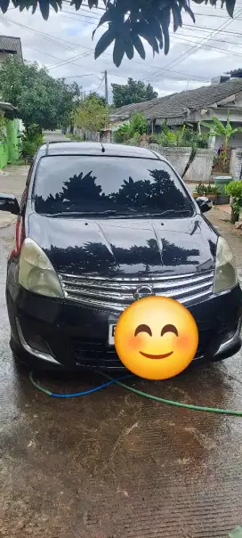 Grand Livina 1.5 XV AT