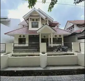 Rumah siap huni Perum Kemang Pratama