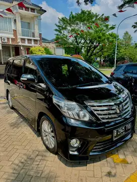 Toyota Alphard 2013 Bensin