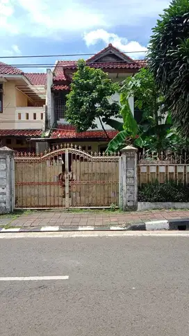 Rumah kawasan elit Menteng Jakarta pusat